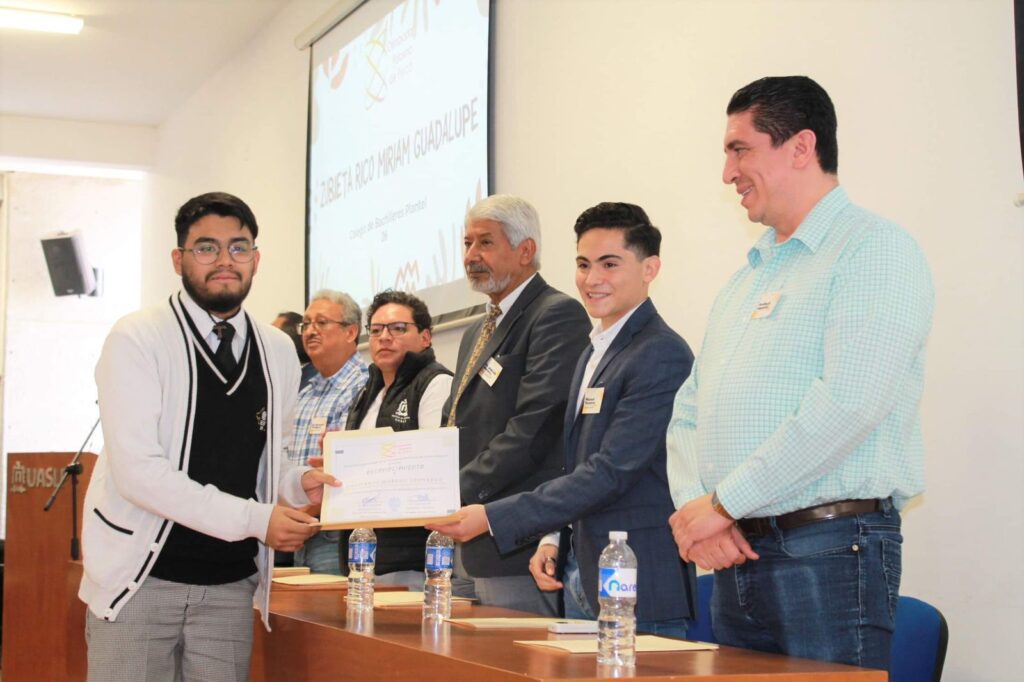 Estudiantes Del Cobach Triunfan En Olimpiada De F Sica El Portal Slp