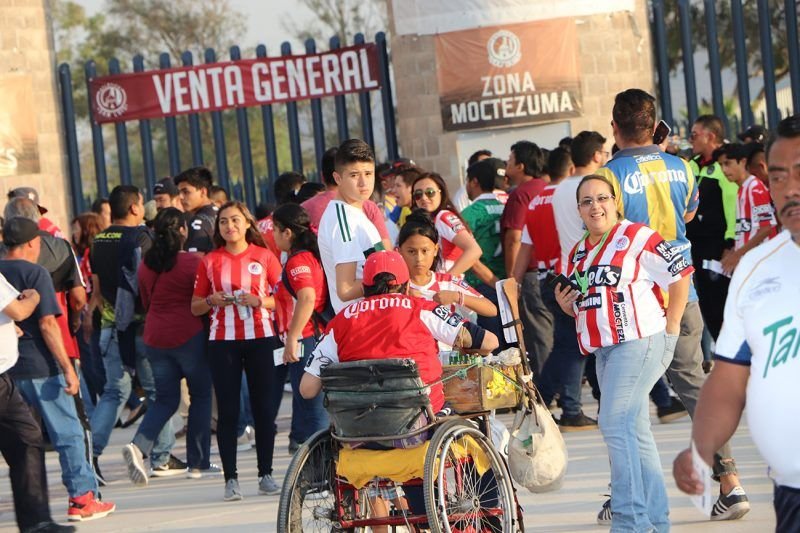 Entrega Comercio 70 permisos por encuentro de futbol OPERATIVO COMERCIO EN EL ESTADIO 3