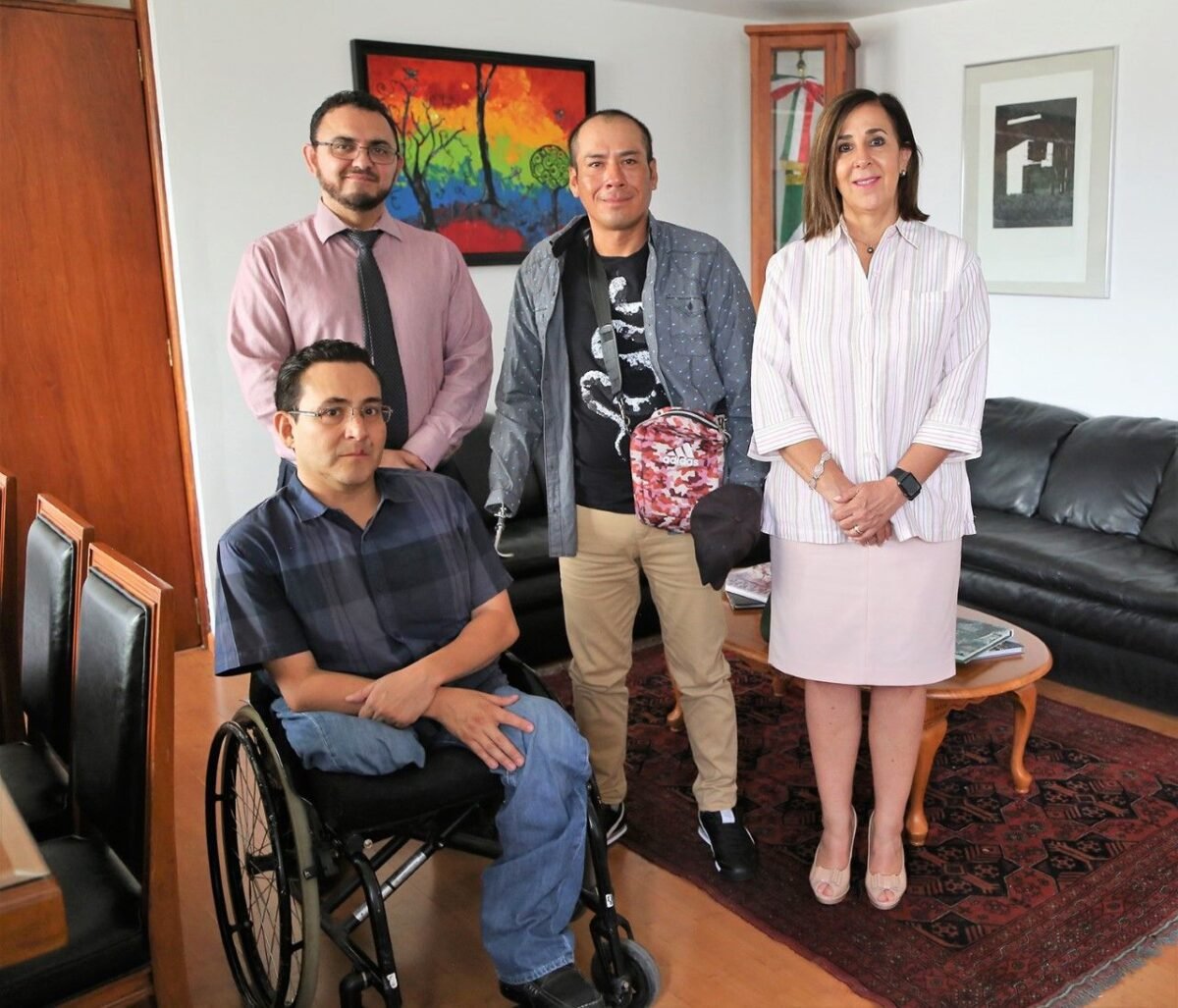 DIF Estatal entregó sus prótesis a Ismael Alfaro 8_Entregadeprótesis2