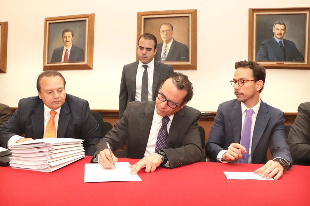 Gobierno Municipal firma con Banorte reestructuración de deuda 13FIRMA DE CONVENIO BANORTE 3