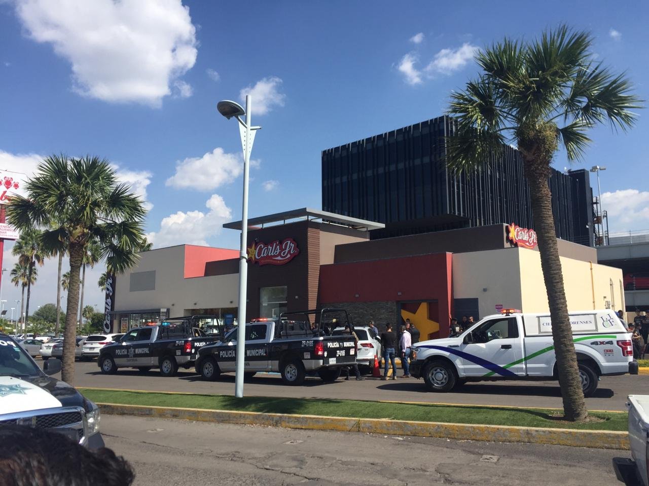 "El 53" o "El Negro": uno de los muertos en Plaza Galerías de Zapopan sería integrante del CJNG 1Galerías