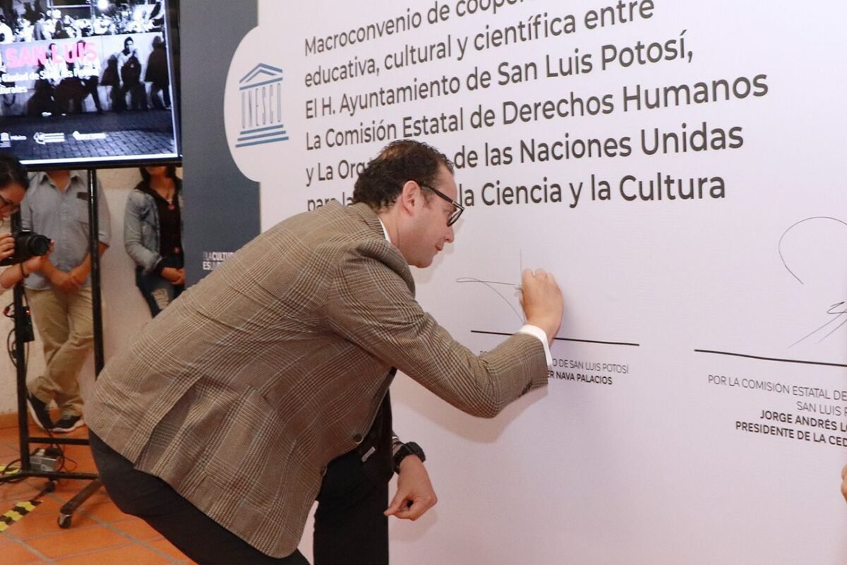 Firman "Carta de la Ciudad de San Luis Potosí por los Derechos Culturales" 28FIRMA DE CONVENIO UNESCO 2