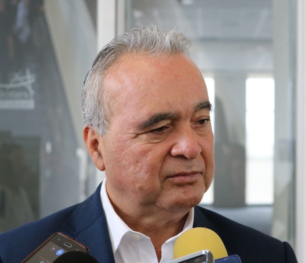 Reitera SEGE que trámites como becas , ingresos a servicio docente, equipamientos o mejoras en planteles educativos son gratuitos 28_JRD