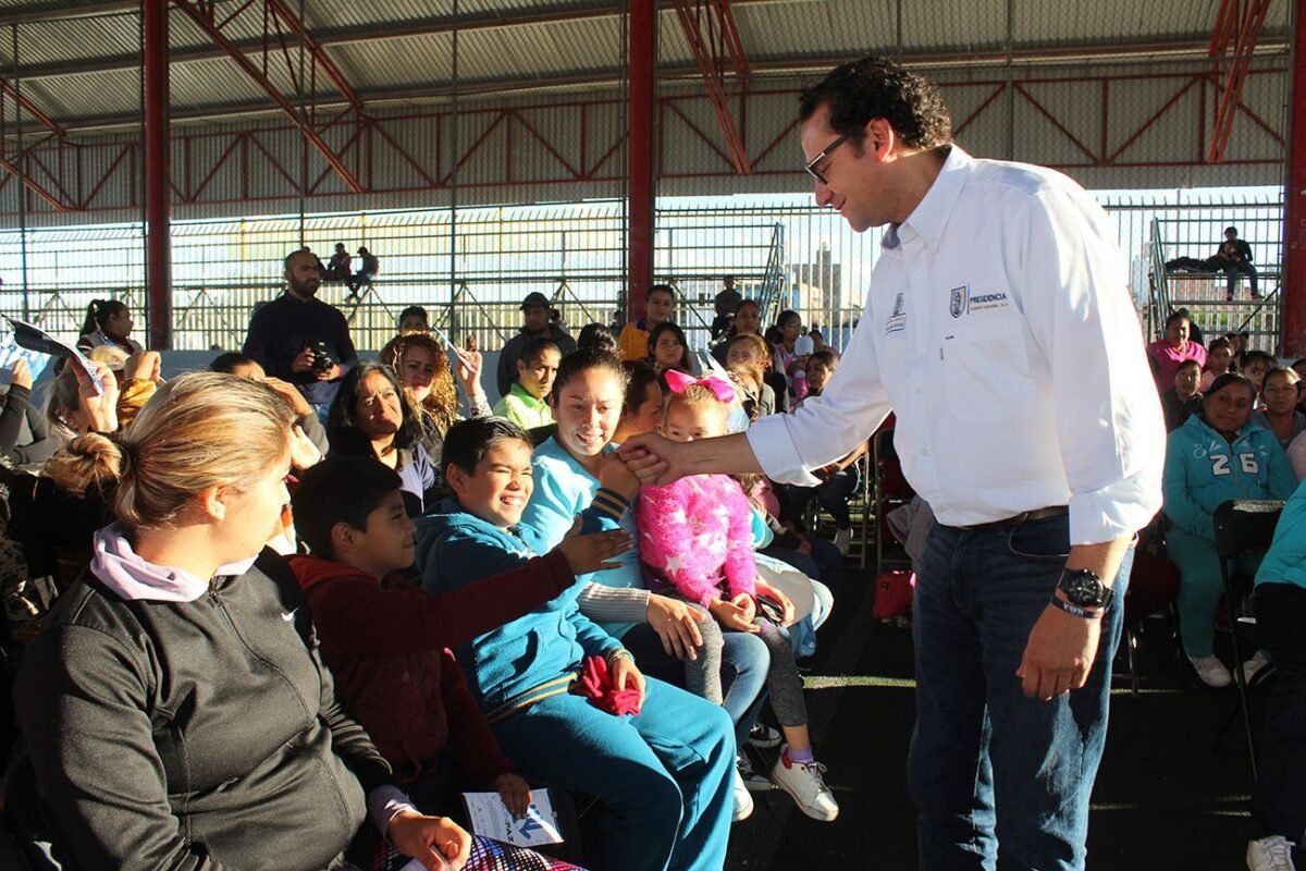 16EN SON DE PAZ COL. PONCIANO ARRIAGA 4