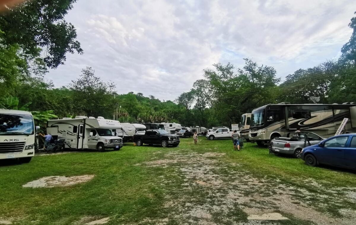 Caravana de turistas norteamericanos visitó la Huasteca 24SECTUR Turistas Canadienses 241119 (1)