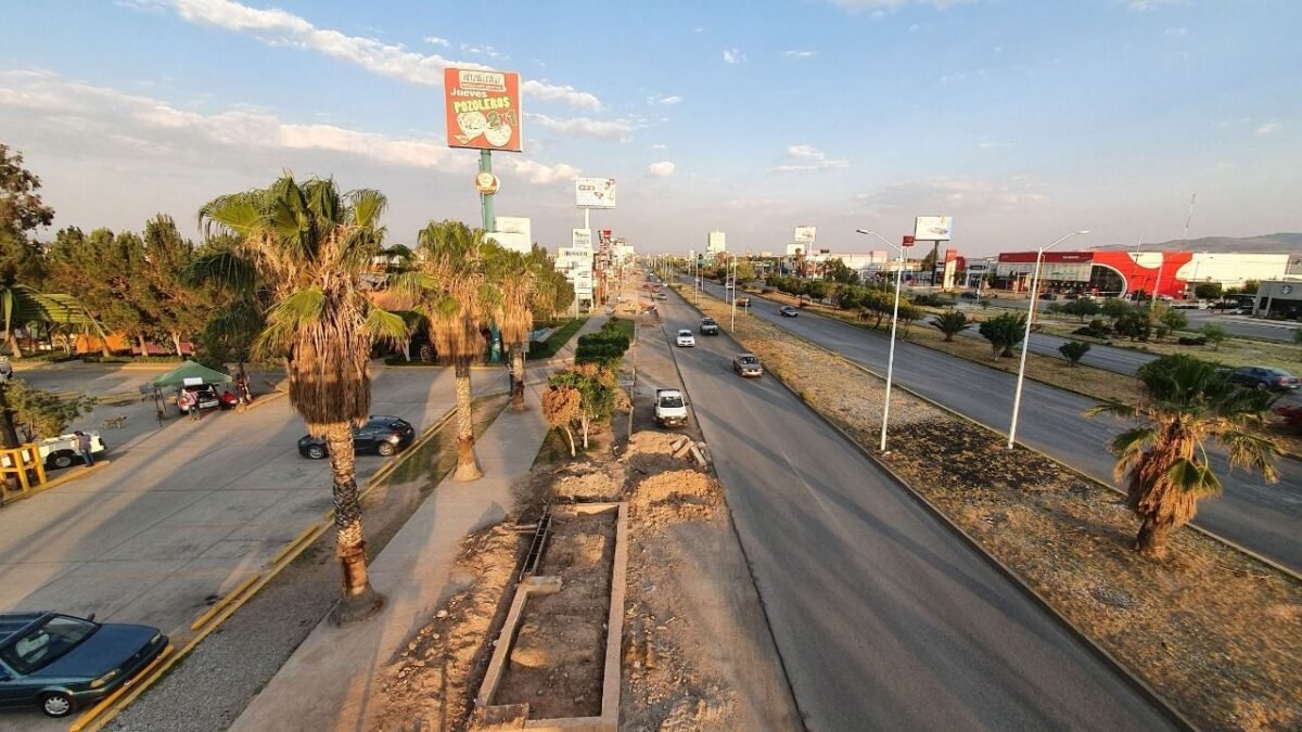 24JEC Red Metro 240620