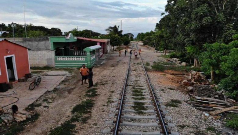 Golpe al Tren Maya: Comunidades indígenas frenan ...