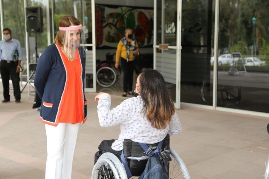 Atención a personas con discapacidad