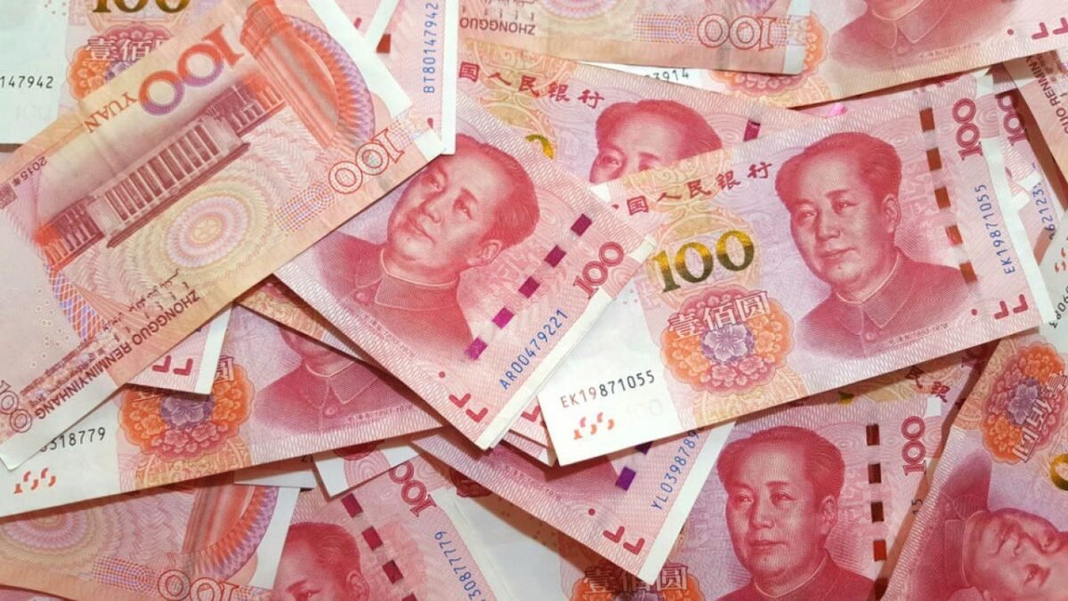 El yuan chino amenaza con ‘comerse’ al dólar y poner fin a su hegemonía mundial 8La-historia-del-Yuan-Chino