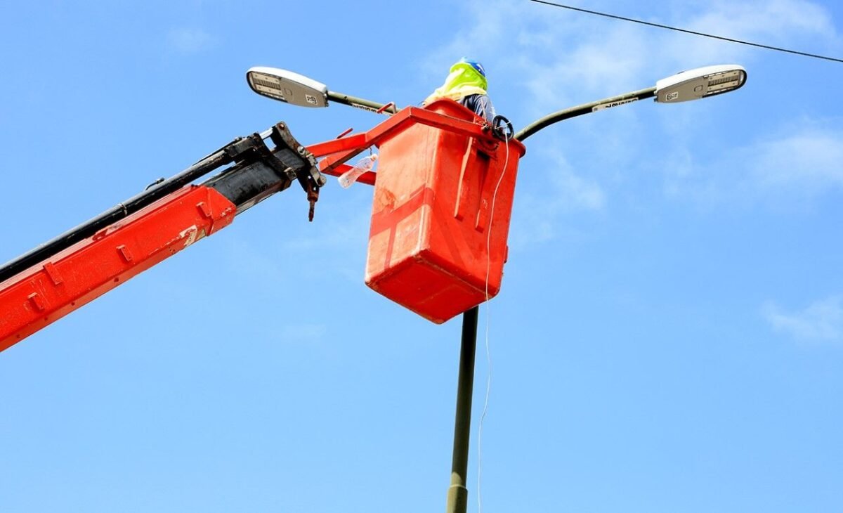 8_BAJAN REPORTES DE FALLAS EN ALUMBRADO PÚBLICO 4