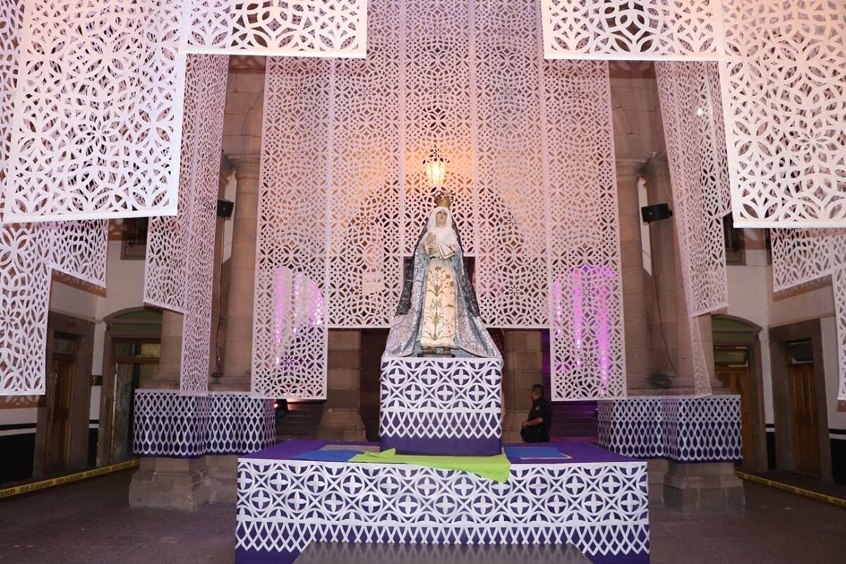 23acultura-municipal-invita-a-mantener-viva-la-tradicion-de-altar-de-dolores-2