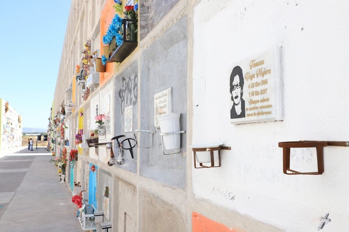 10_MÁS DE 10 MIL PERSONAS VISITARON LOS PANTEONES MUNICIPALES POR DÍA DE LAS MADRES 3