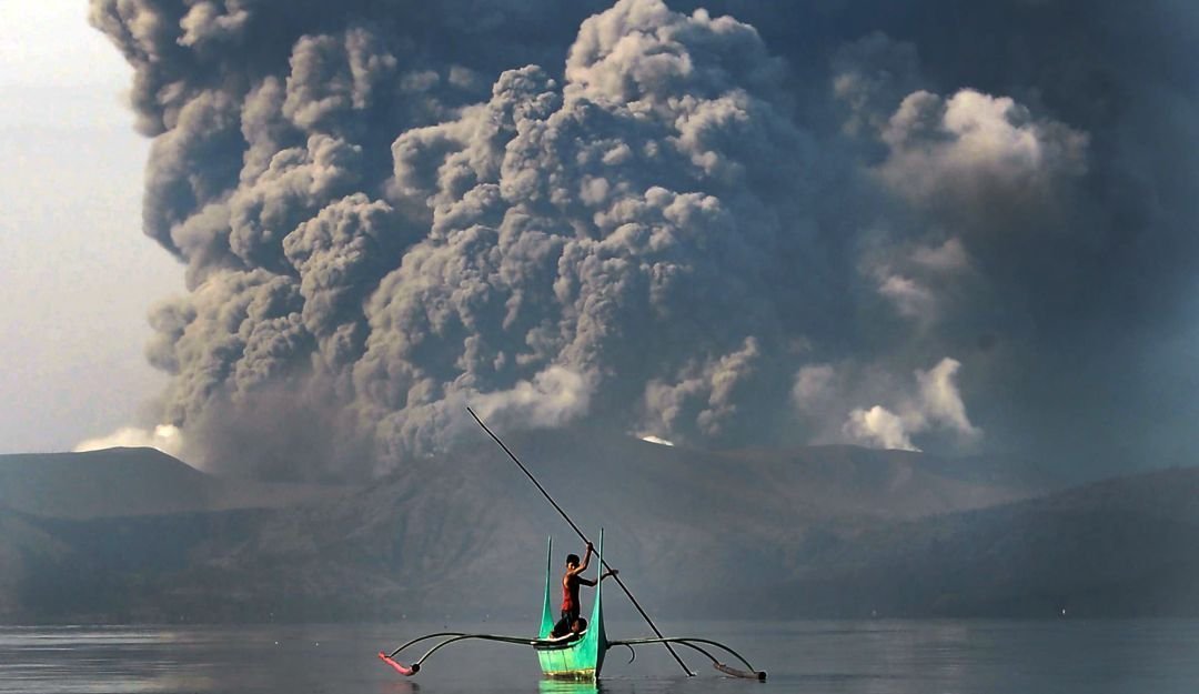 2 Erupcion volcan tall