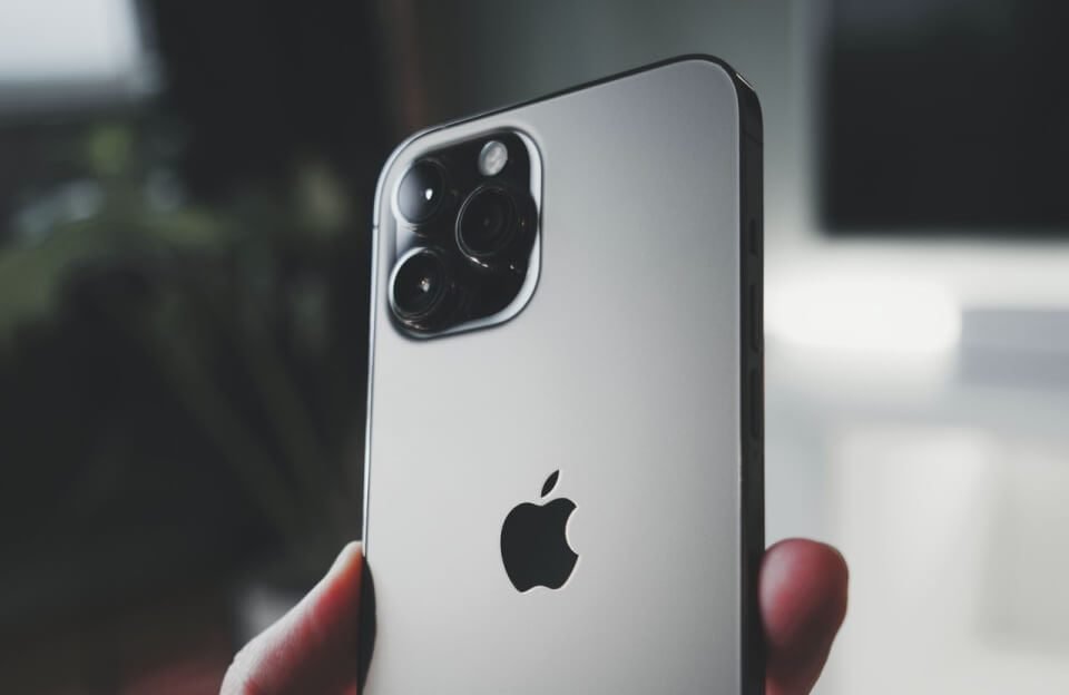 Spend a Dollar on Upcoming iPhone 13, and How to Save More tech-news-post-featured-img-iphone