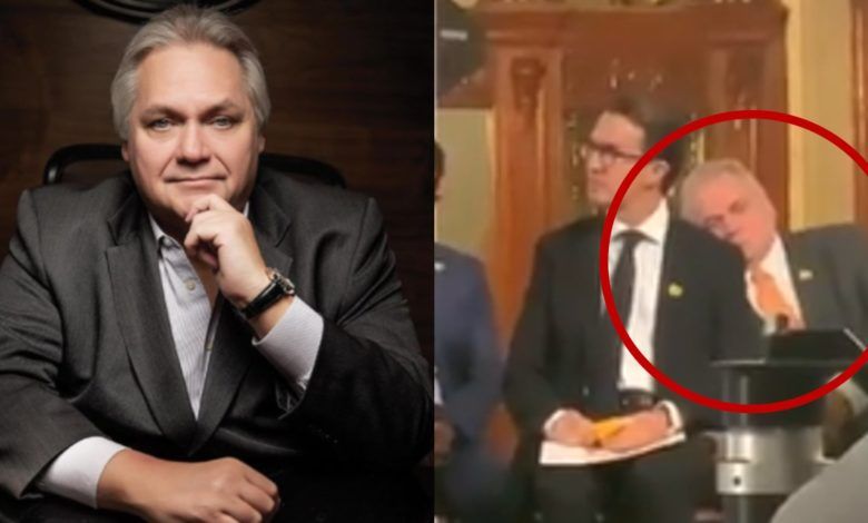 carlos bremer se queda dormido