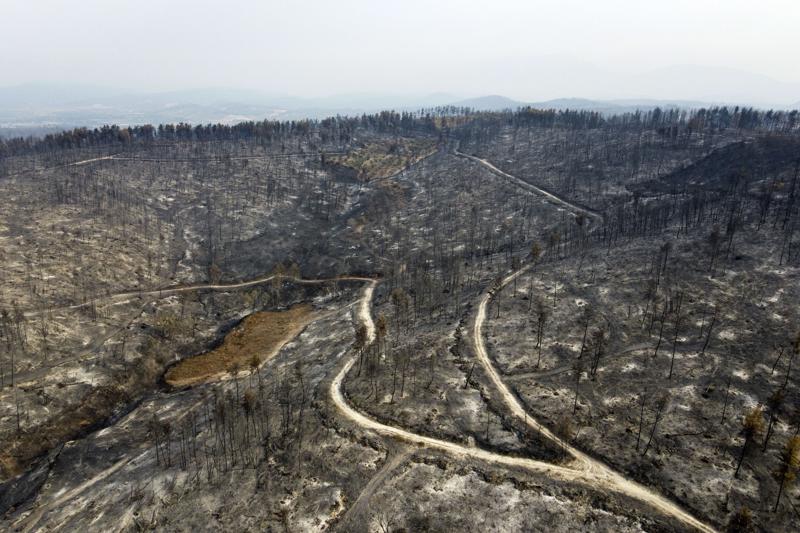 fuego en grecia