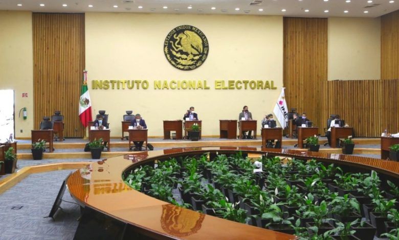 INE-aprueba-perdida-de-registro-de-tres-partidos-politicos