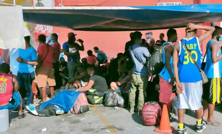 casa-indi-totalmente-lleno-de-migrantes