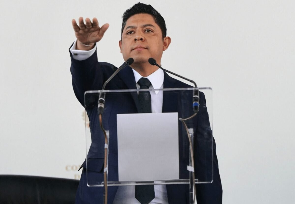 gallardo toma de protesta (2)