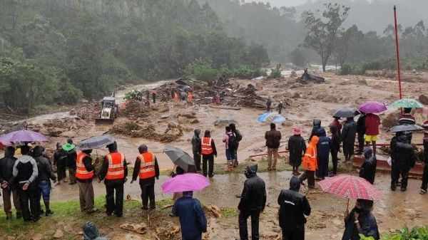 lluvias -nepal-e india