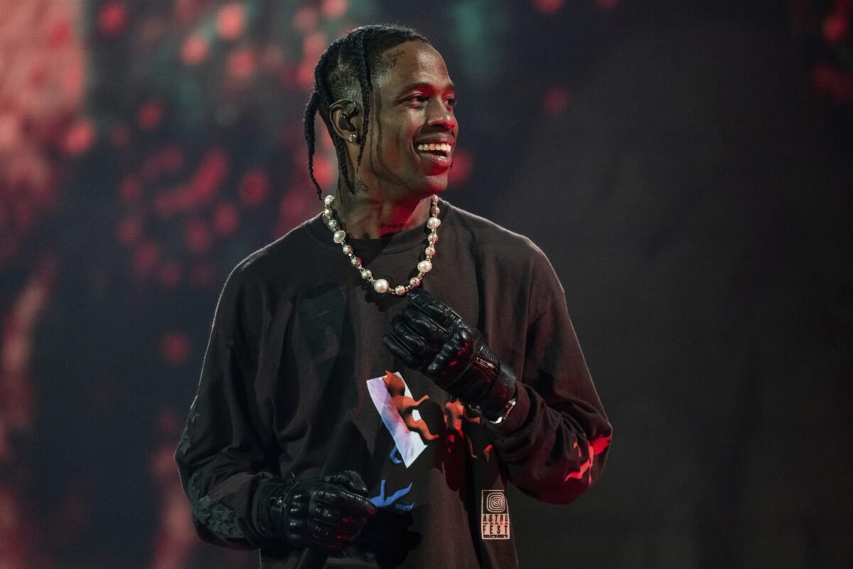 6travis