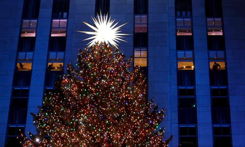 Arbol-de-Navidad-del-Rockefeller-Center-llega-a-Nueva-York