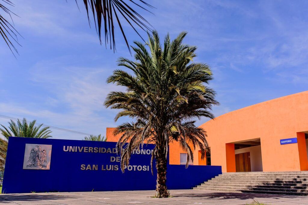 Zona Media UASLP