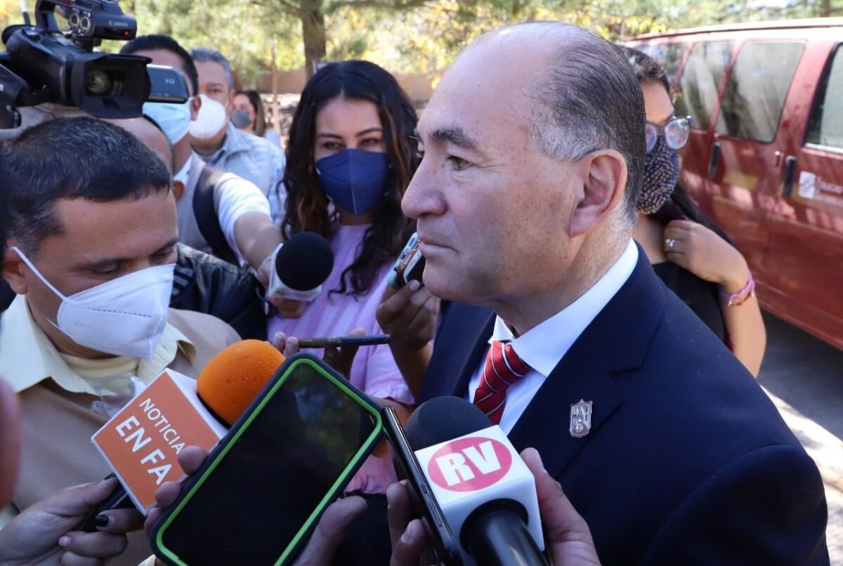 Supervisa alcalde Enrique Galindo el programa “Invierno DIF Contigo Sí” WhatsApp Image 2021-12-09 at 4.02.58 PM