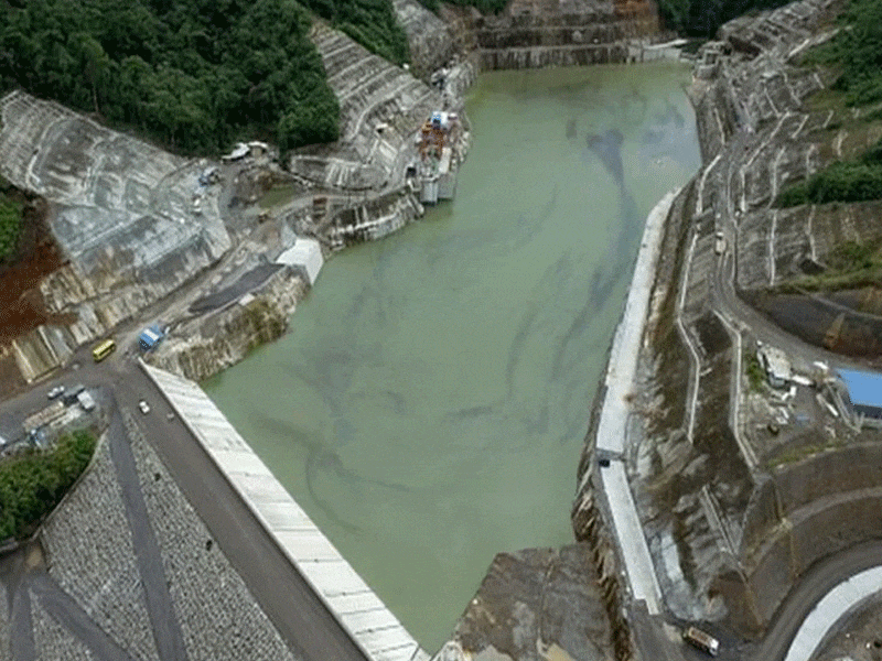 Una represa china está causando una grave erosión en un río de Ecuador represa