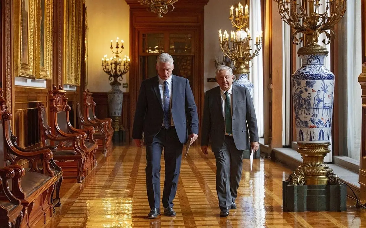 amlo-miguel-diaz-canel-visita-cuba-130322