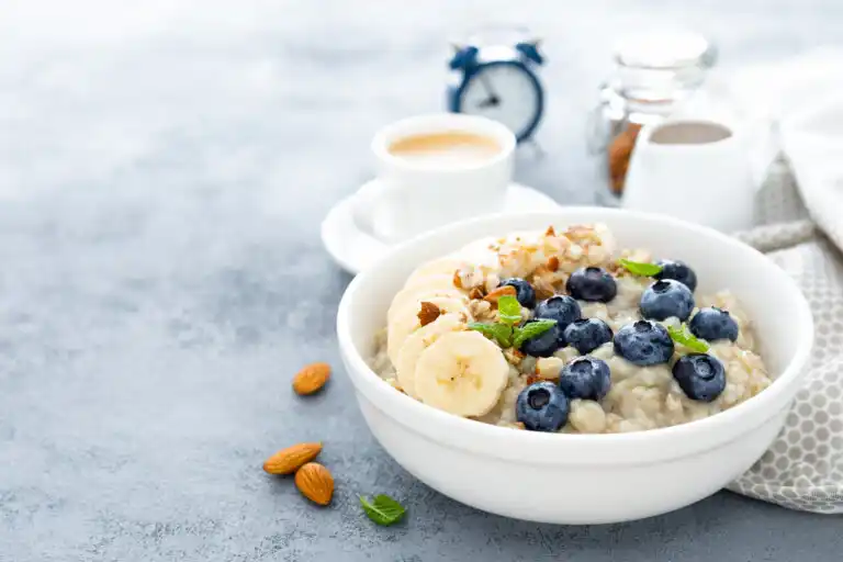 avena-cocida-frutas-768×512