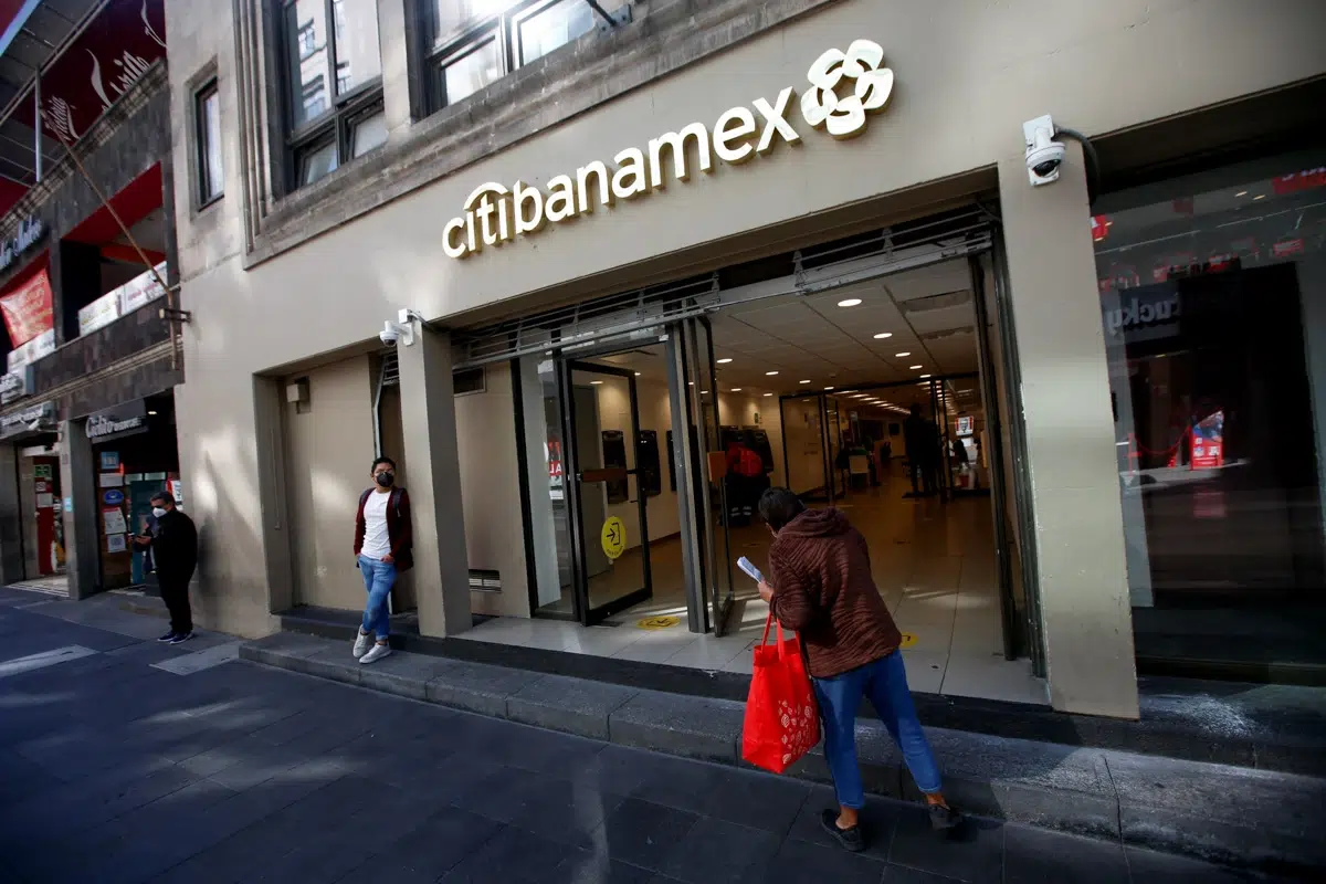 Estos son los empresarios que rodean la compra de Banamex descarga