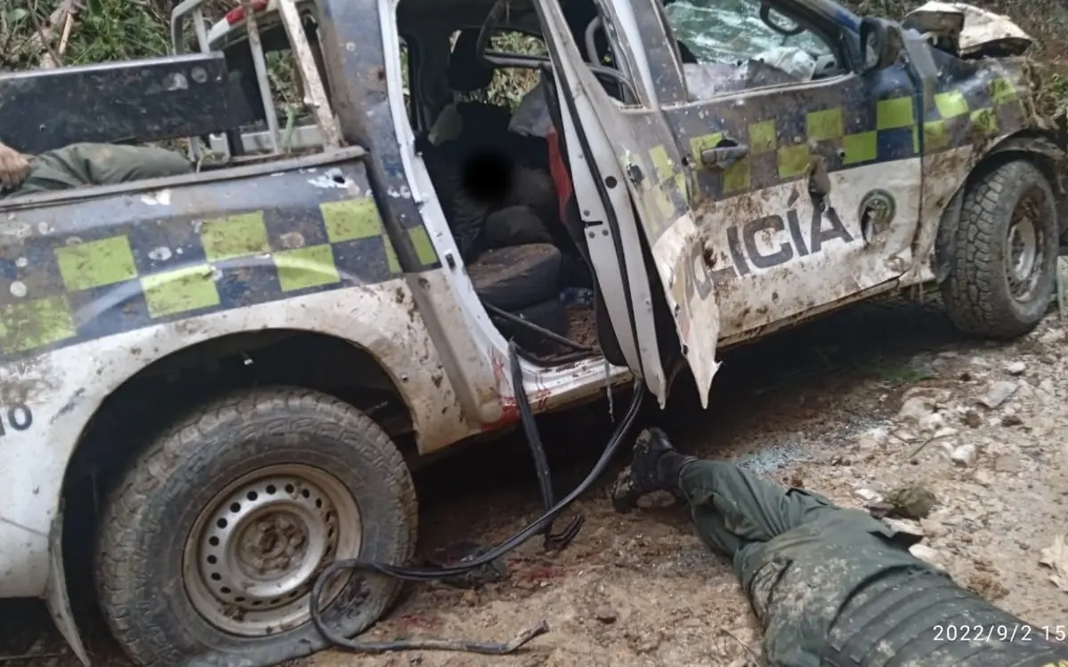 Grupo armado mata a ocho policías en Colombia ASESINAN-8-POLICIAS-COLOMBIA-02092022 (1)
