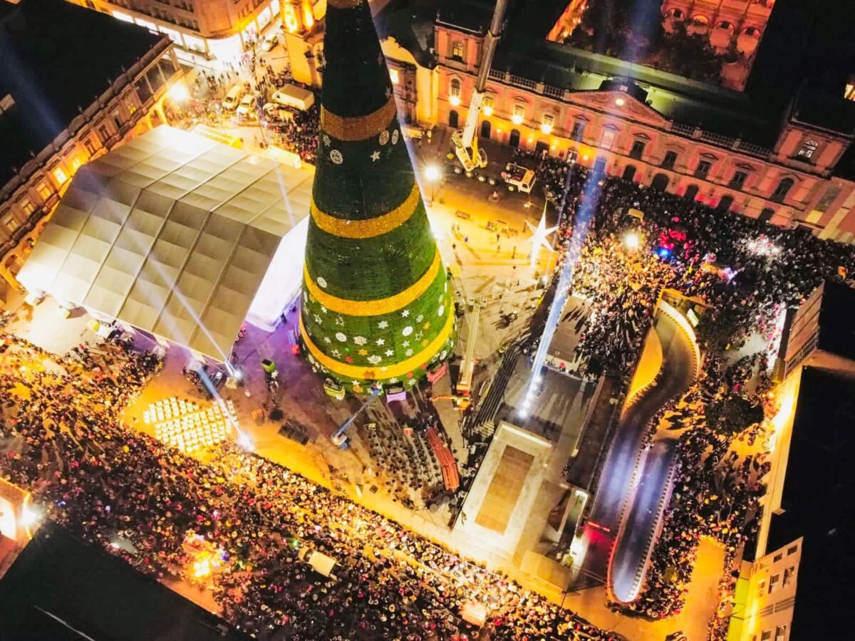 Todo-listo-para-la-inauguracion-de-la-Villa-Navidena-en-SLP