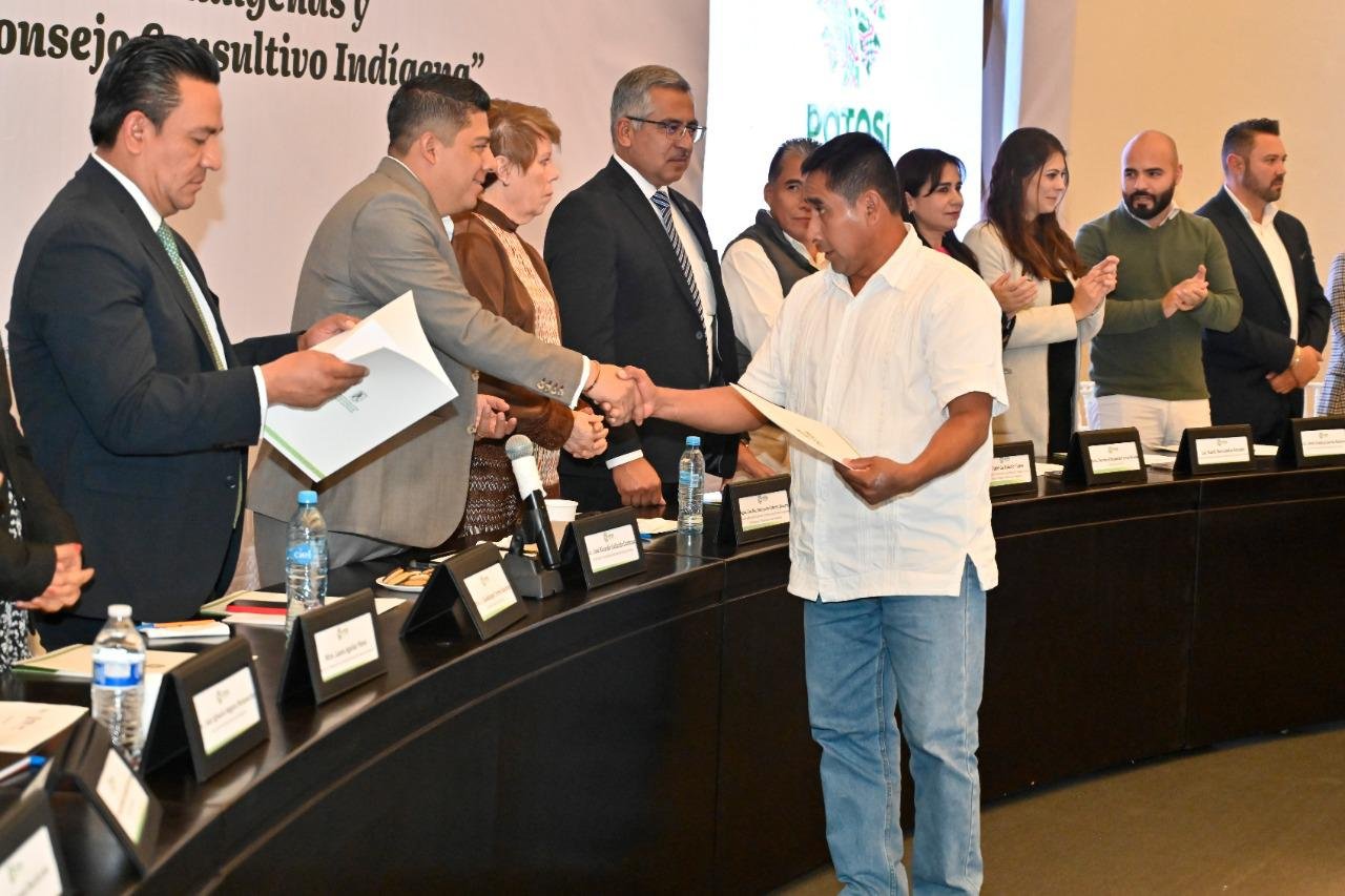 Gobernador Ricardo Gallardo toma protesta a Consejo Consultivo Indígena WhatsApp Image 2022-12-15 at 5.07.04 PM