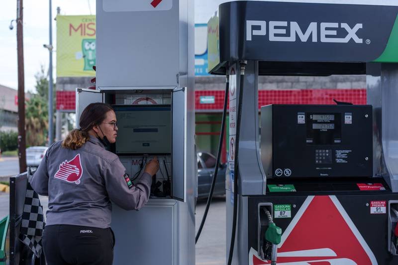 Pemex, ‘endeudado hasta el cuello’; debe pagar 17 mil mmd hasta 2024 JZVYYAO7H5HZJELQM35HQBZ7FY