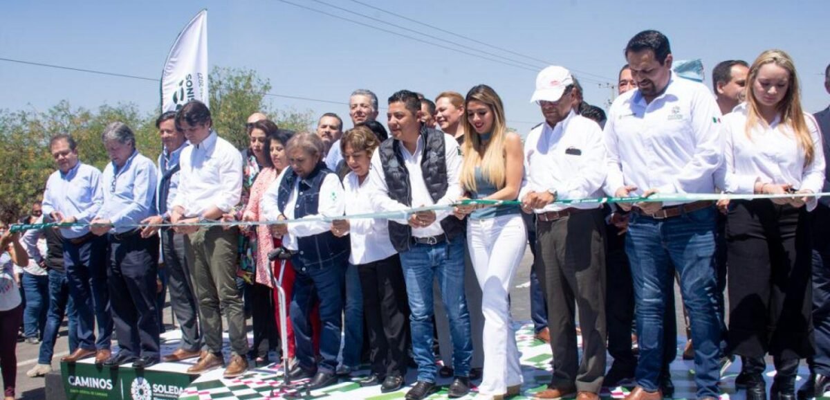 Ayuntamiento de Soledad inauguró las obras de modernización del camino al aeropuerto WhatsApp Image 2023-03-27 at 2.27.44 PM