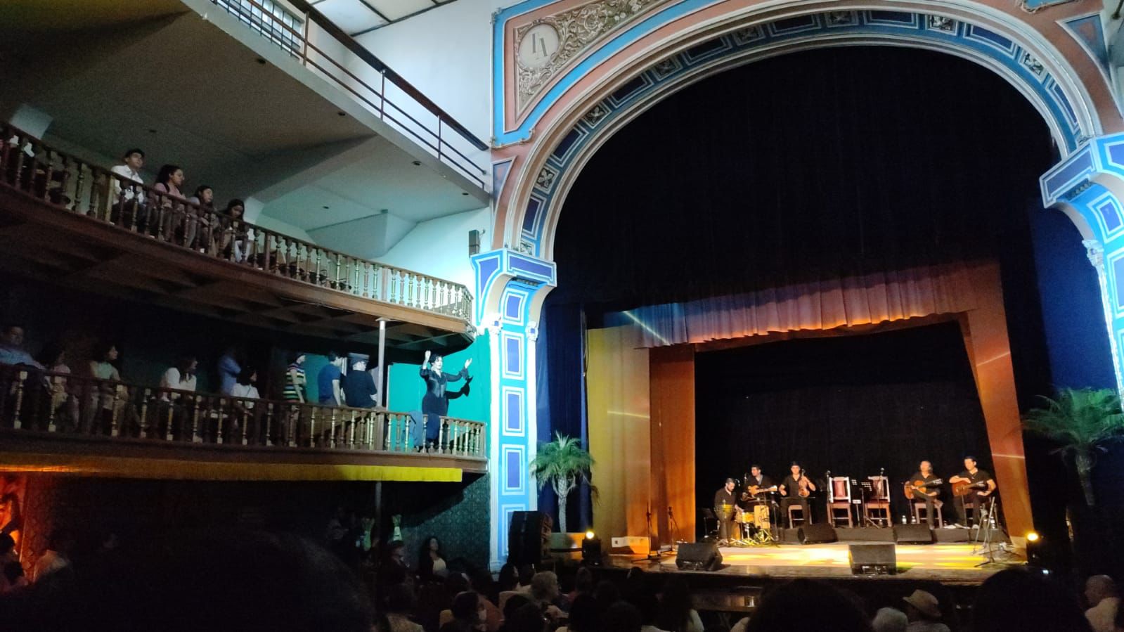 Teatro Alarcón con lleno total con el programa “Flamenco Plata y