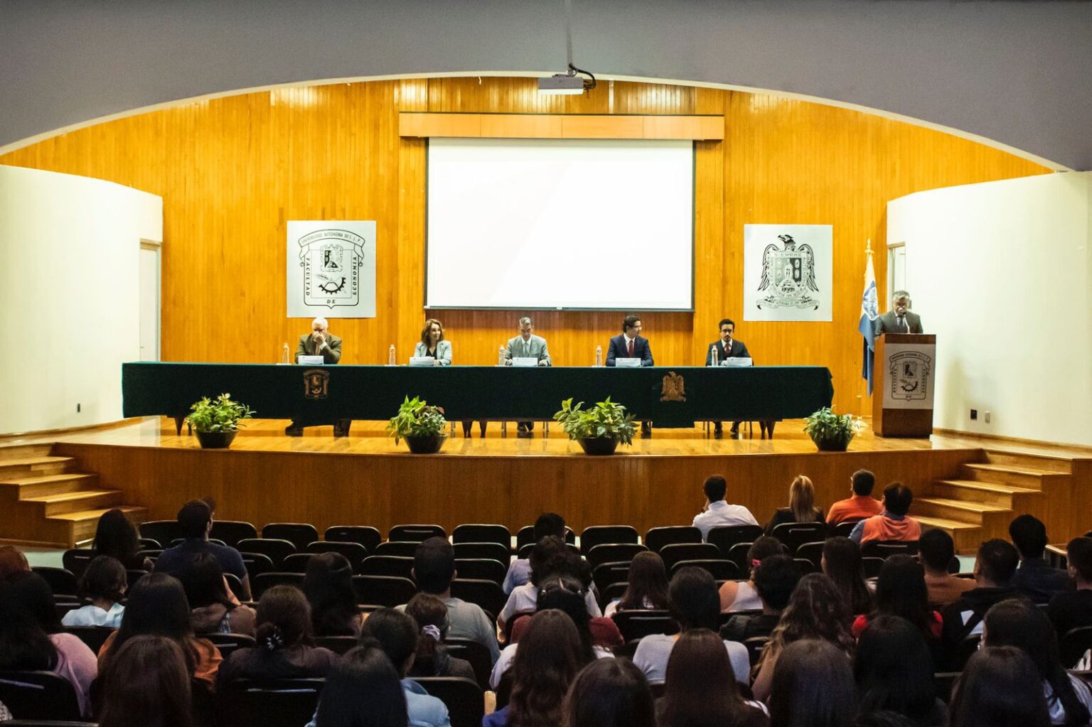 Rector de la uaslp inaugur la jornada cultural 2023 de la facultad de