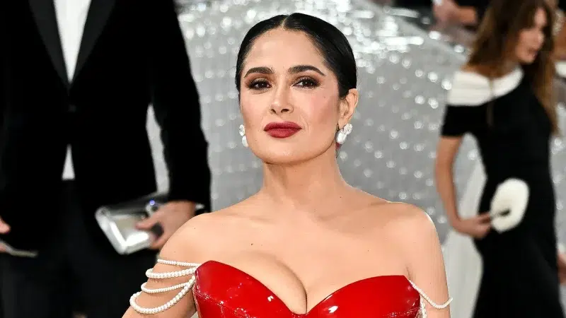 Salma Hayek aseguró no temerle al envejecimiento salma-hayek-met-gala-2023