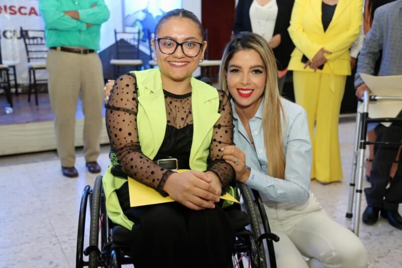 DIF estatal brinda apoyo a emprendedores con discapacidad 24ec7f93-d2fe-4802-b28a-e0fca7ac4ce2