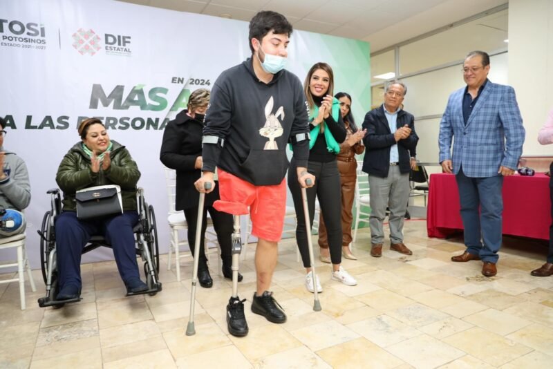 DIF estatal entrega más apoyo a personas con discapacidad de38db68-a18a-4b29-a110-d85345f42ab6