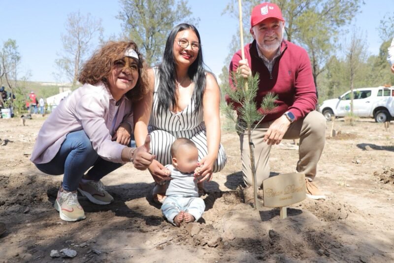 e4675cc4-535e-44f0-8e6f-f39eb6f6232c