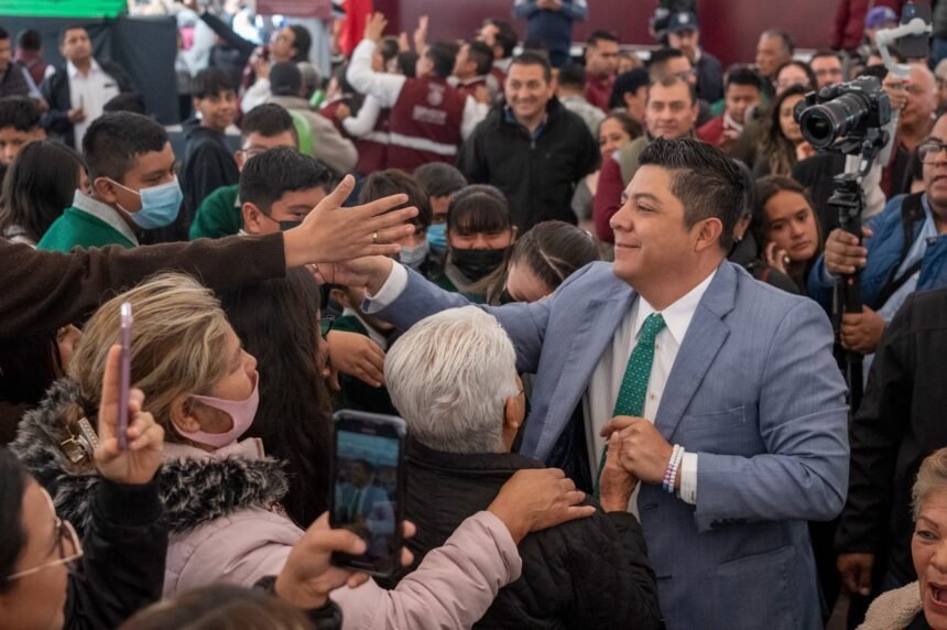 Gobierno estatal atiende crisis de agua en apoyo a las familias gober-1