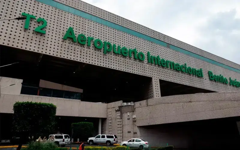 AMLO ordena fusionar el AICM con Grupo Aeroportuario de la Ciudad de México manifestacion-aicm-alerta-22112023