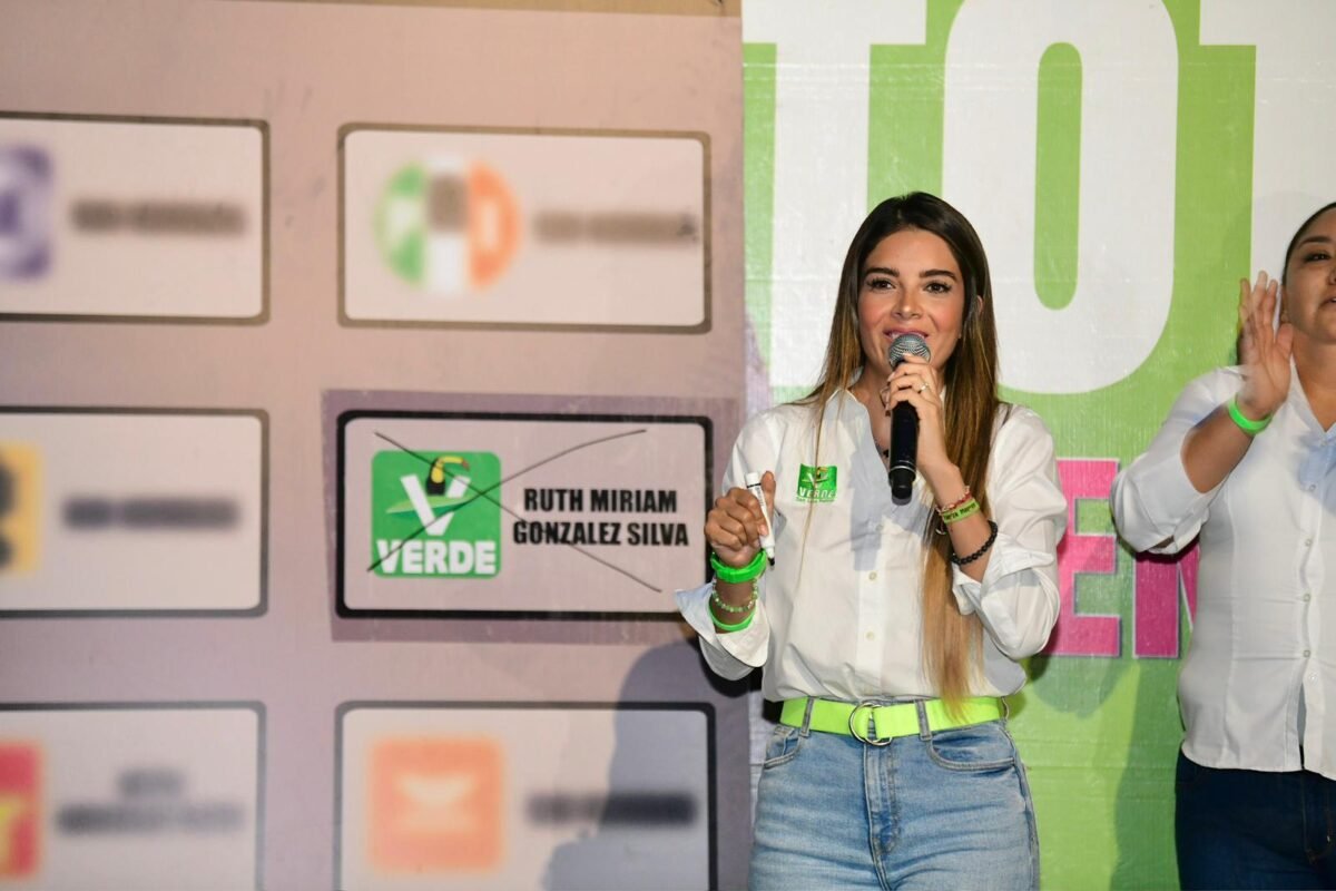 Con apoyo total habrá internet gratuito para estudiantes: Ruth González