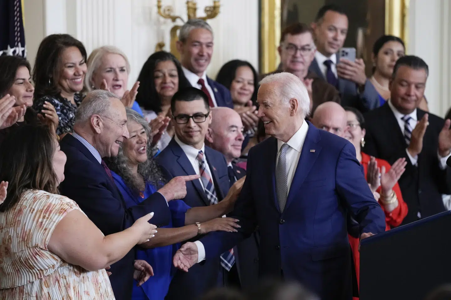 biden medio millon podrían naturalizarse