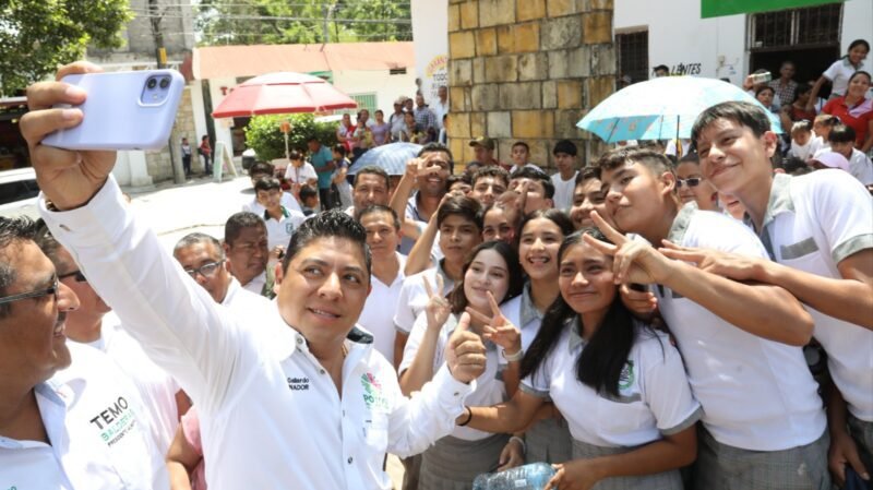 gallardo apoyo a estudiantes