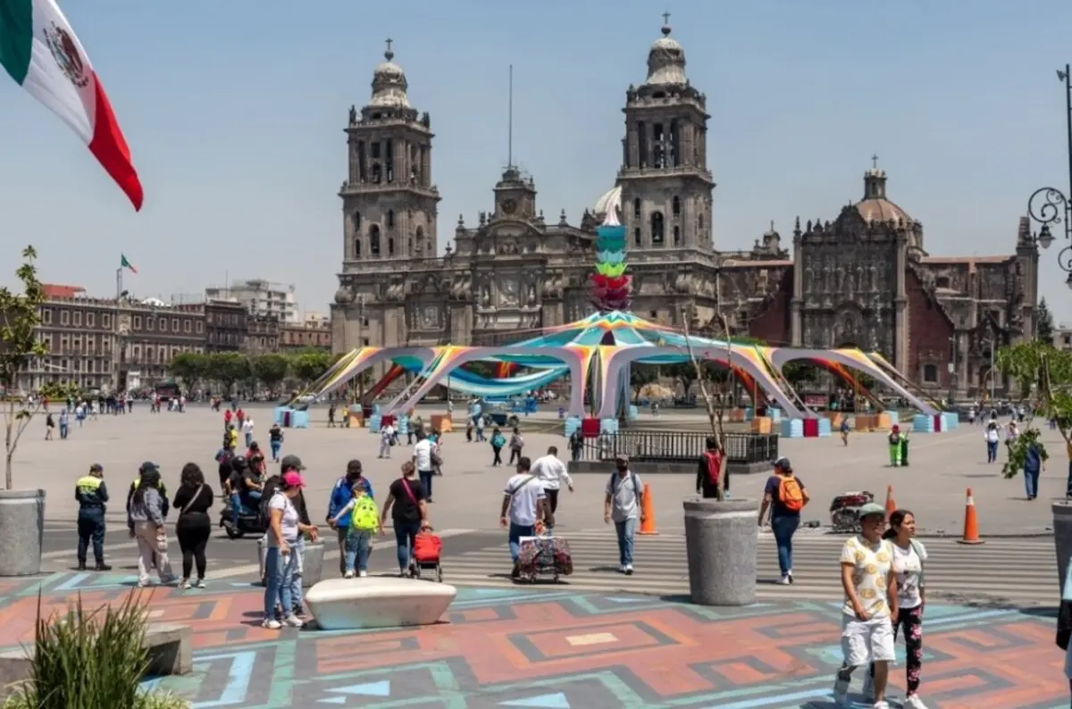 ¿Qué día de descanso obligatorio aprobó el Senado?