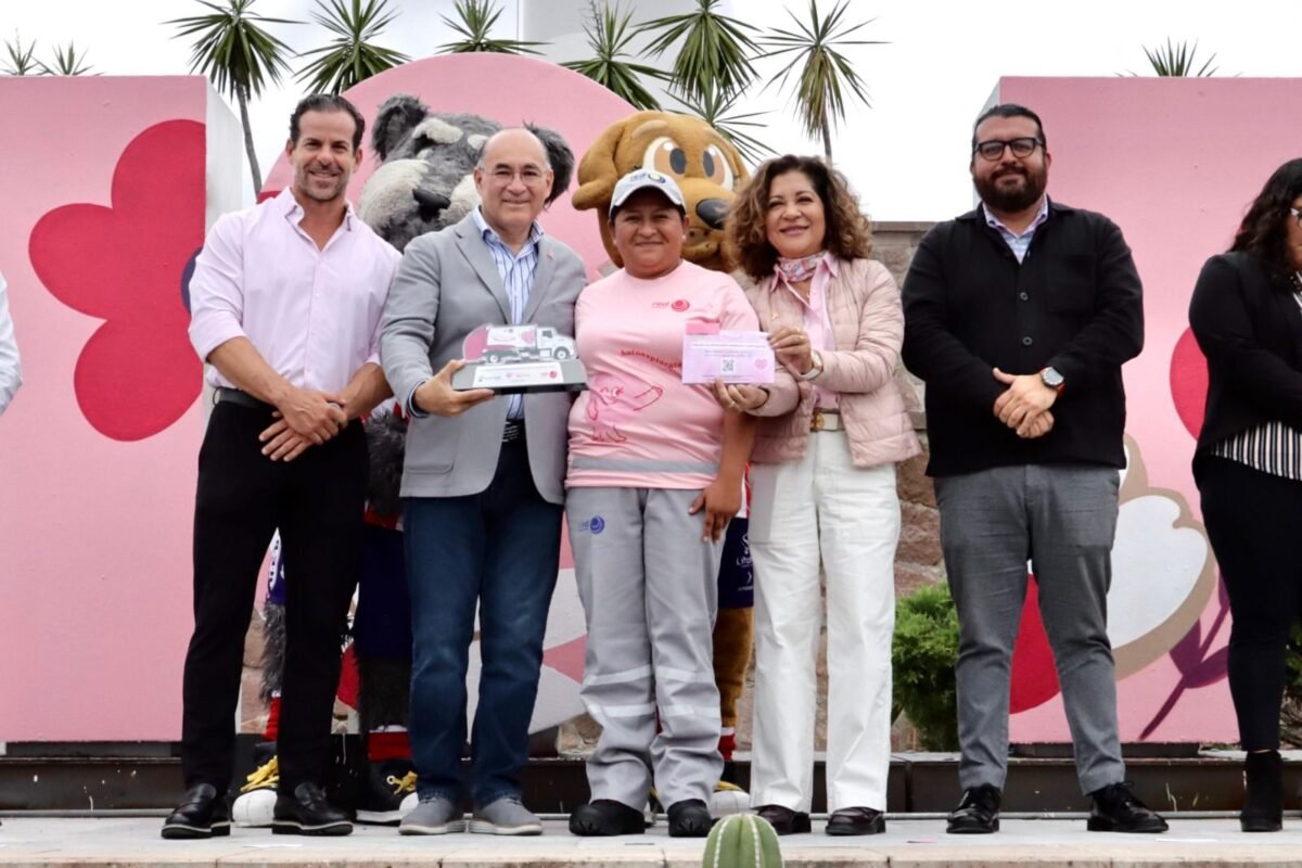 Respaldo total del Gobierno de la Capital para la salud de las mujeres potosinas inició la Campaña Rosa 2024 rosa